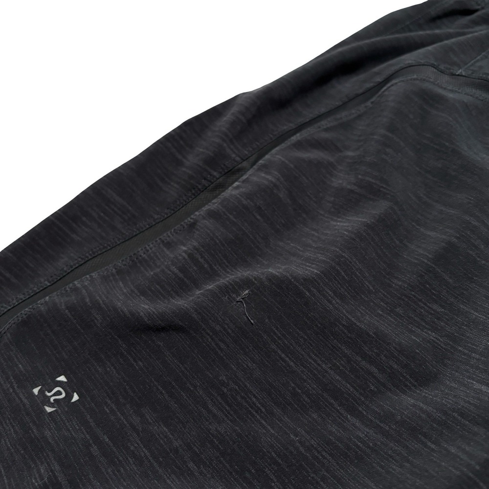 Lululemon Men's Pace Breaker Heather Black Athletic Gym Shorts Size M 29 x 6.5 - Picture 5 of 6